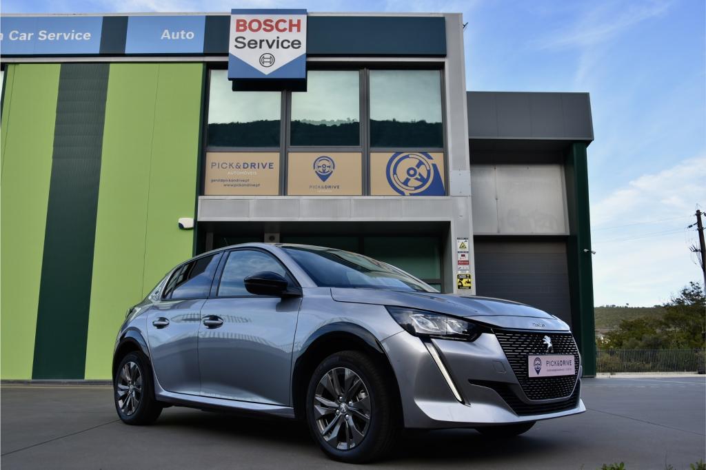 Peugeot E-208 50 kwh Allure Pack